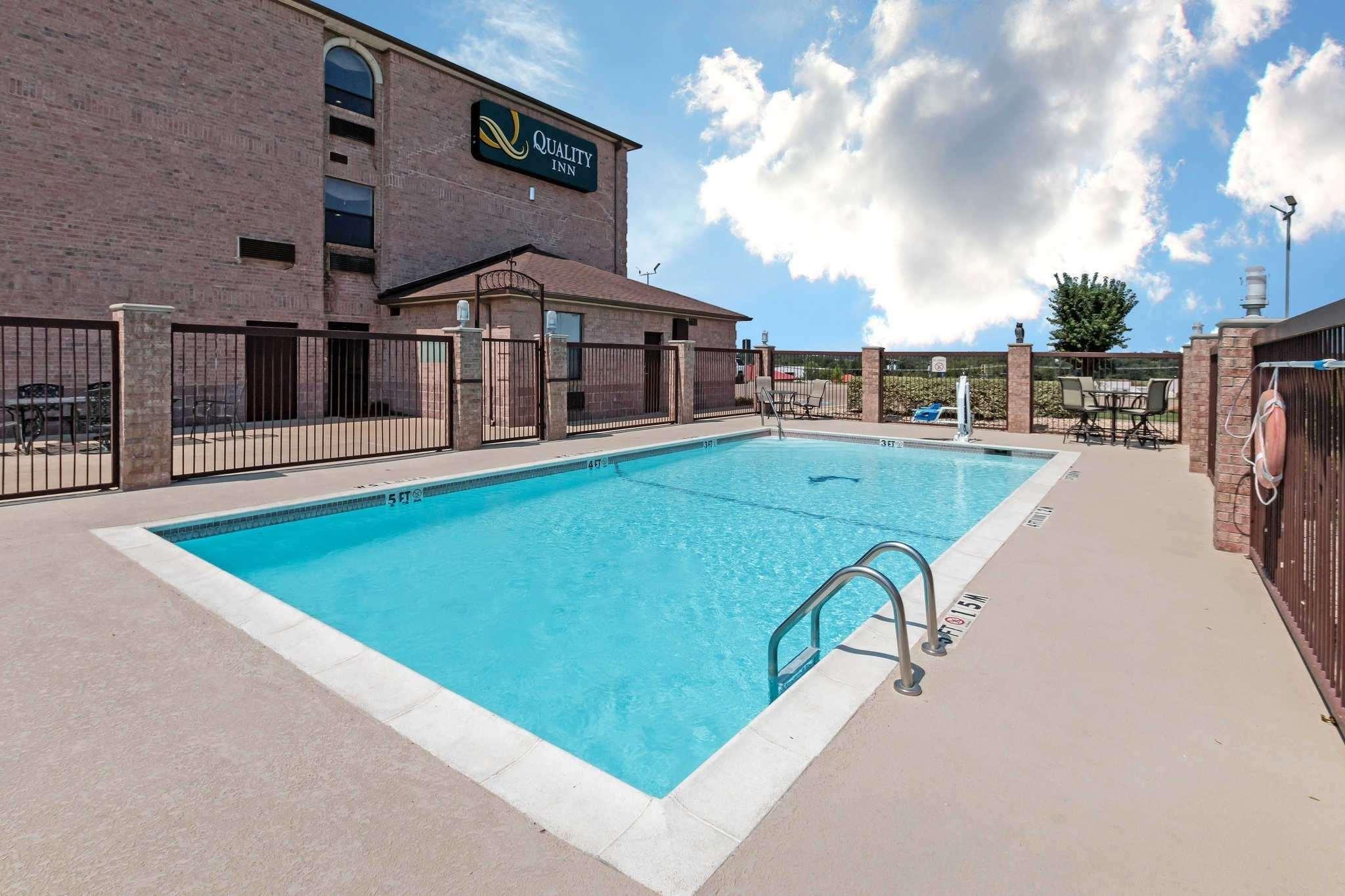 Quality Inn Buffalo Bagian luar foto