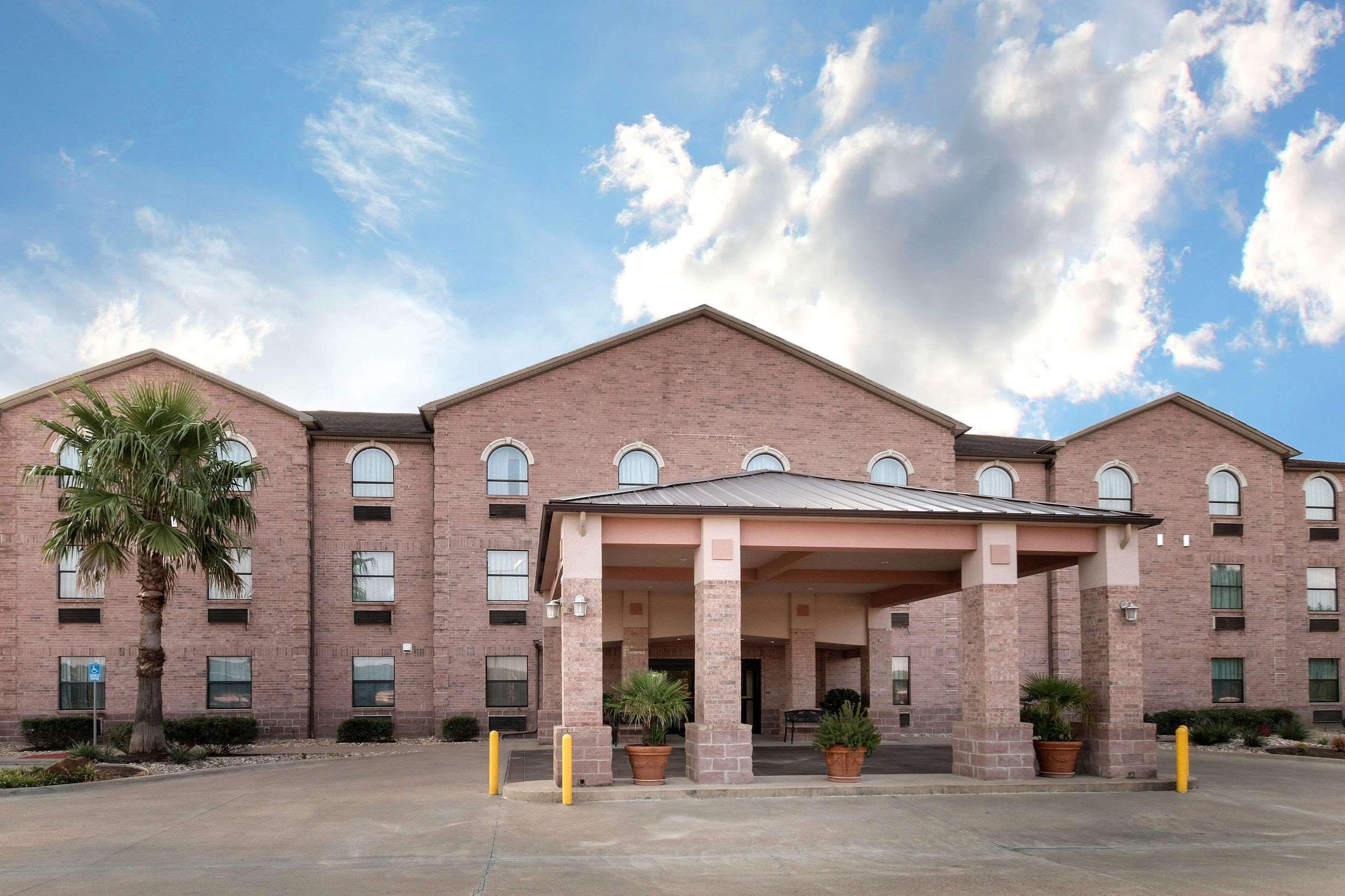 Quality Inn Buffalo Bagian luar foto