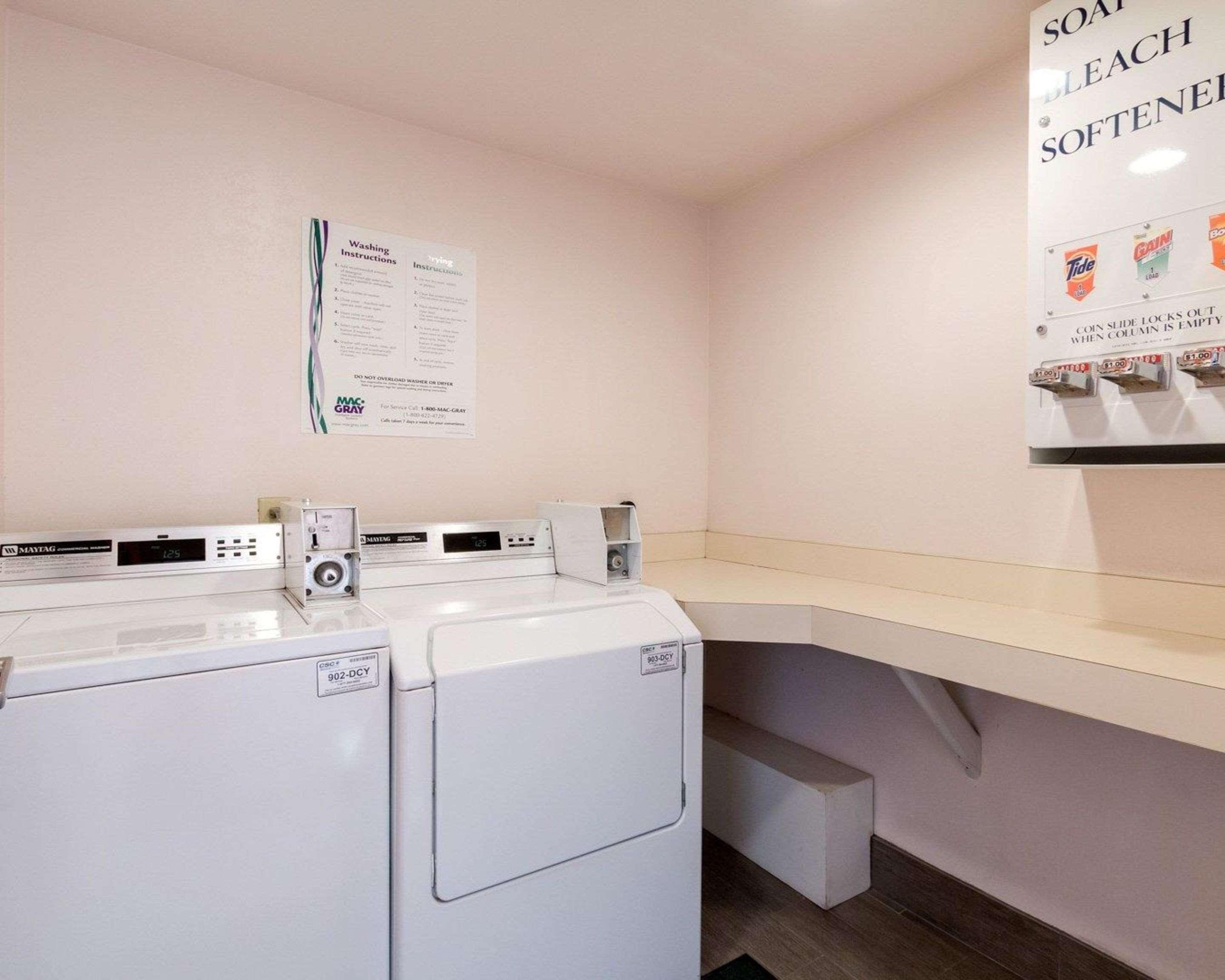 Quality Inn Buffalo Bagian luar foto