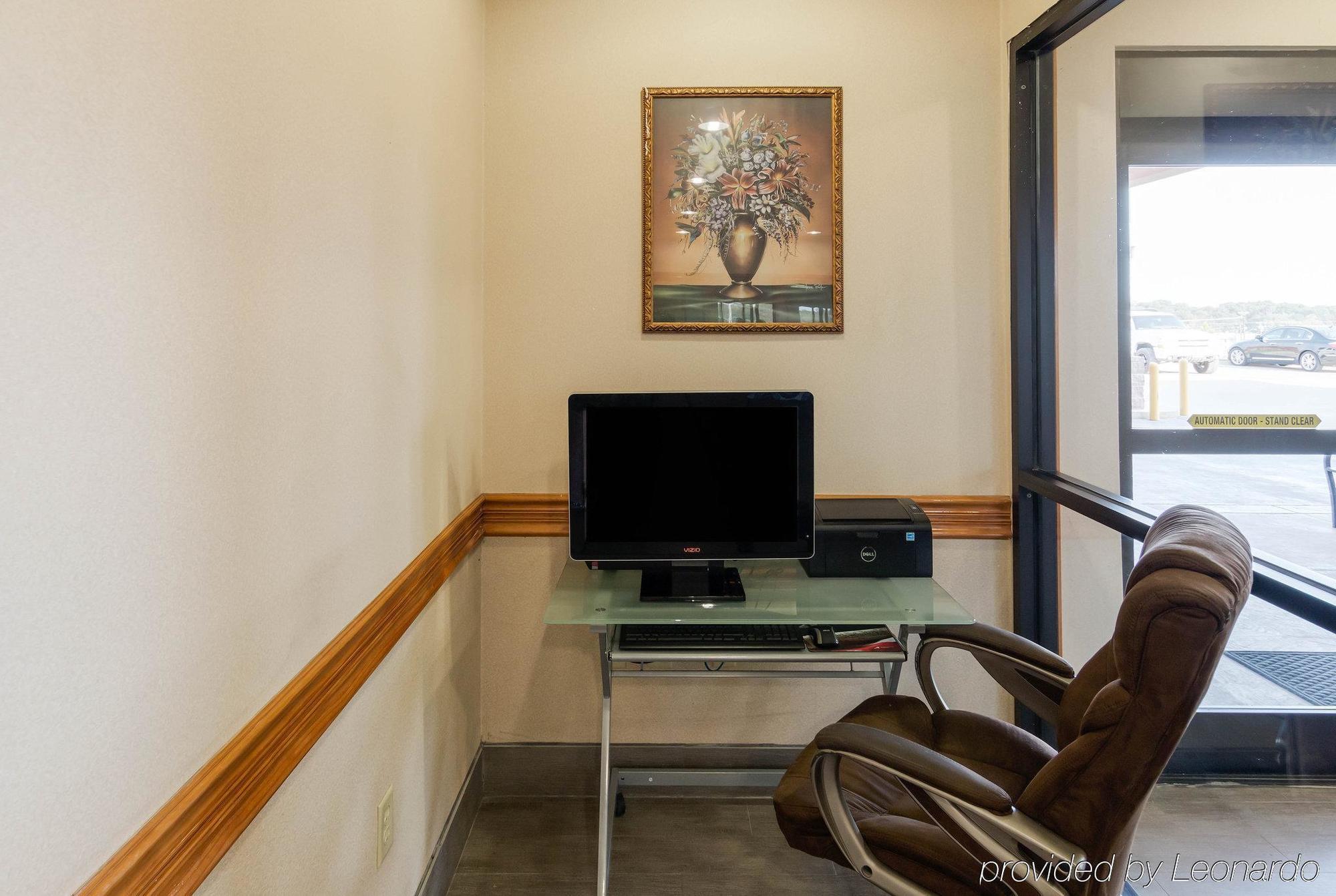 Quality Inn Buffalo Bagian luar foto